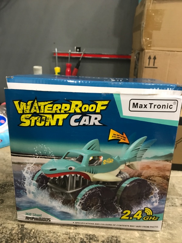 Photo 2 of MaxTronic Remote Control Car Amphibious, 2.4 GHz 4WD 1:14 Scale All-Terrain Waterproof Remote Control Monster Truck, RC Boat Shark Car Toys for 3-12 Years Old Boys Girls 1:14 big amphibious car