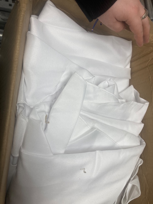 Photo 2 of **DIRTY HAS STAINS NEEDS CLEANING** Missing accessories • Aocoz 10 Pack White Tablecloth 132 Inch Round Tablecloth Stain-Wrinkle Resistant Decorative Washable Polyester Table Cover for Dining Table, Buffet Parties, and Wedding, Fits Square or Round Table 