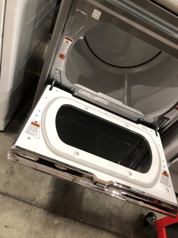 Photo 3 of Whirlpool Smart Capable 7.4-cu ft Steam Cycle Smart Electric Dryer (Chrome Shadow) ENERGY STAR