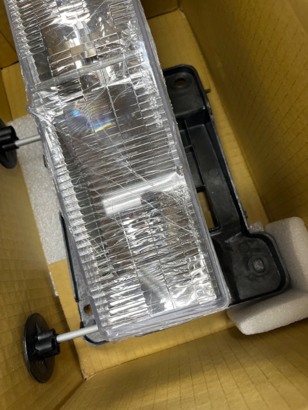 Photo 1 of Dorman 1590120 Headlight Assembly Compatible with Select Cadillac / Chevrolet / GMC Models, 2 Pack