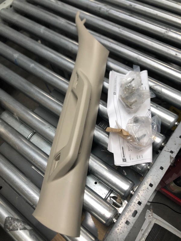 Photo 1 of (READ FULL POST) GM Accessories T6641 Driver Side Assist Handle Package in Shale