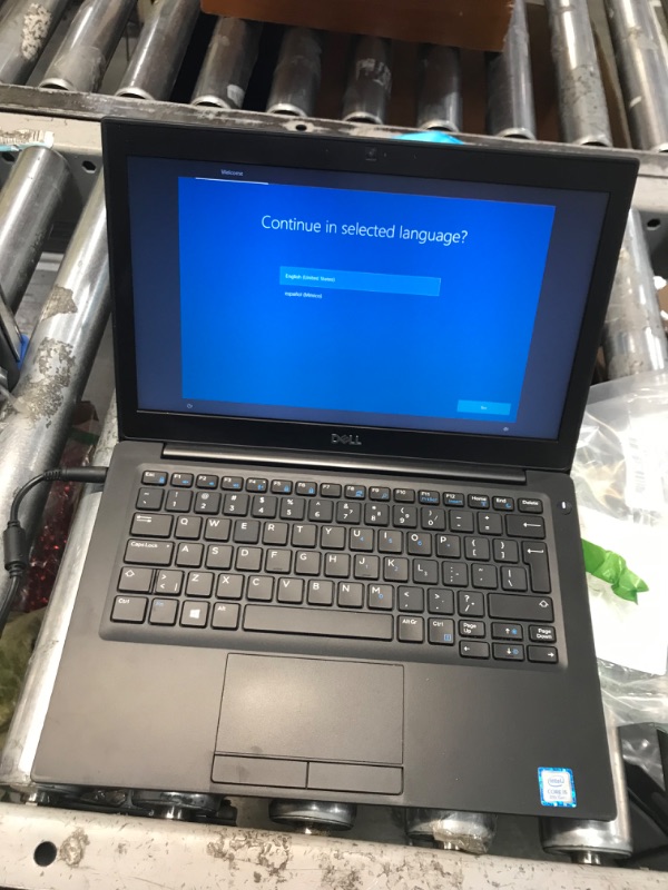 Photo 2 of Dell Latitude 7290 Laptop, i5-8350U, 16GB RAM, 256GB SSD, Windows 10 Pro (Renewed)
