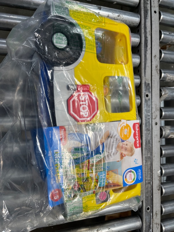 Photo 1 of Fisher-Price Little People Toddler Learning Toy Big Yellow School Bus With Lights Sounds & Smart Stages, 4 Figures, Ages 1+ Years Big School Bus