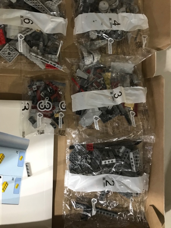 Photo 5 of ***DAMAGED BOX*MISSING PIECES***
LEGO Star Wars at-TE Walker 75337 Building Toy Set for Kids, Boys, and Girls Ages 9+ (1,082 Pieces) Standard Packaging