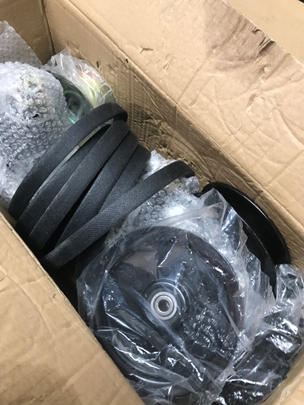 Photo 2 of 3 Pack 587819701 Spindle Assembly with 173435 Pulley 196104, 196106, 177968 Pulley 593773401 Belt Replaces Husqvarna 532187292, 532187281, 532192872, 587253301, 587125401, AYP 187292, 187281 3x187292+3x173435+1x196104+196106+177968+593773401