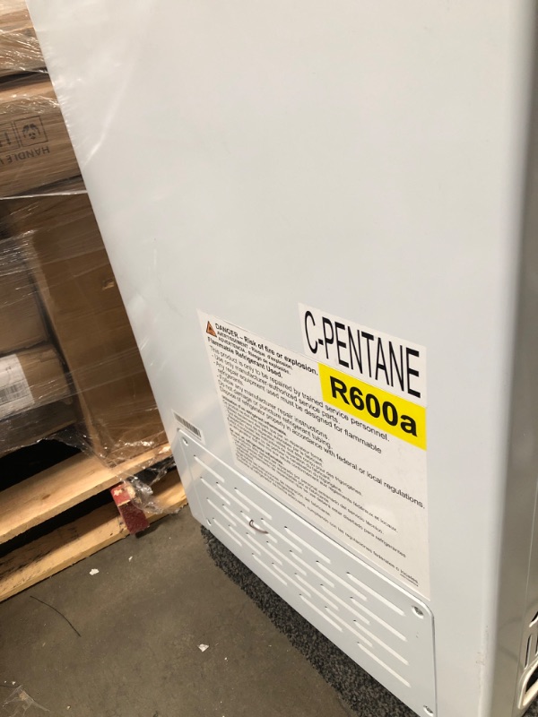 Photo 1 of 4.9 cu. ft. Manual Defrost Chest Freezer with LED Light Type in White Garage Ready
