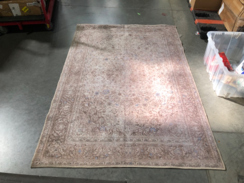 Photo 4 of ***USED - DIRTY - NO PACKAGING***
Loloi II Loren Sand/Taupe 5'-0" x 7'-6" Area Rug Sand / Taupe 5'-0" x 7'-6"