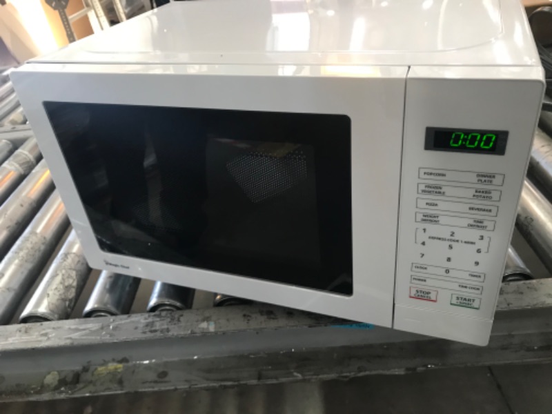 Photo 2 of **SEE NOTES**0.7 cu. ft. 700-Watt Countertop Microwave in White