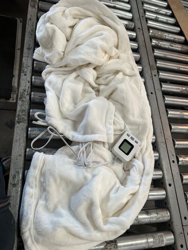 Photo 2 of **SEE NOTES**Heated Blanket,Fast Heating&Over-Heat Protect Electric Blanket,Dual Controller,ETL Certification,9 Heat Settings 1-12 Hours Auto Off (Twin 84''×62'') 84''×62'' 