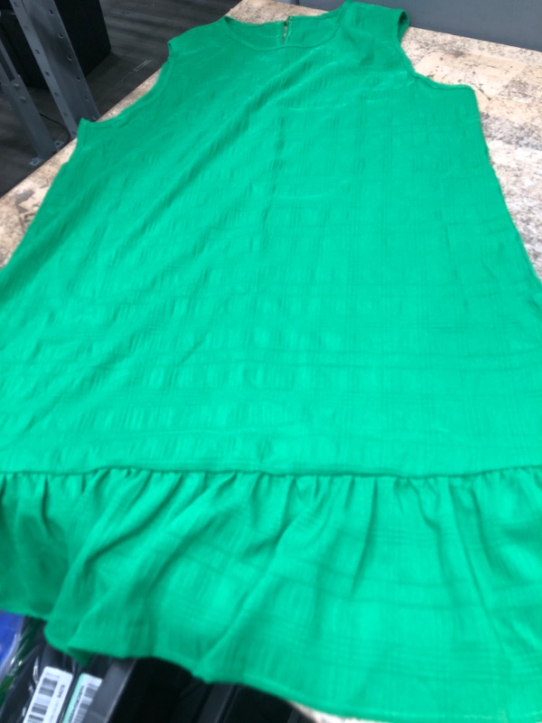 Photo 1 of medium green dress 