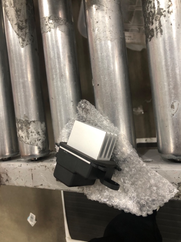 Photo 1 of HVAC Blower Motor Resistor AC Blower Control Module for 2010-2017 Ford Expedition 2010-2014 Ford F-150 2011-2017 Lincoln Navigator Auto Temp Control BL3Z-19E624-A YH-1829