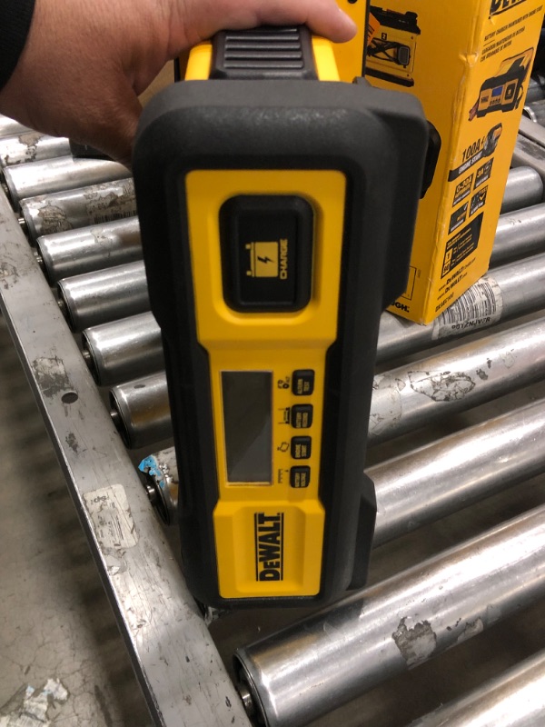 Photo 4 of DEWALT DXAEC100 DXAEC100 Professional 30-Amp Battery Charger and 3-Amp Maintainer with 100-Amp Engine Start, Yellow