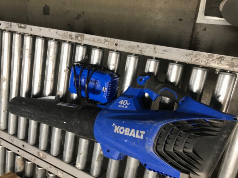 Photo 3 of Kobalt Gen4 40-Volt 520-CFM 120-MPH Brushless Handheld Cordless Electric Leaf Blower (Tool Only)
