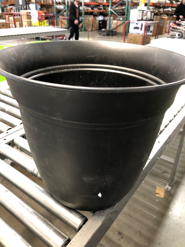 Photo 2 of 20 in. Mirabelle Large Black Plastic Planter (20 in. D x 17 in. H) with Drainage Hole and Attached Saucer