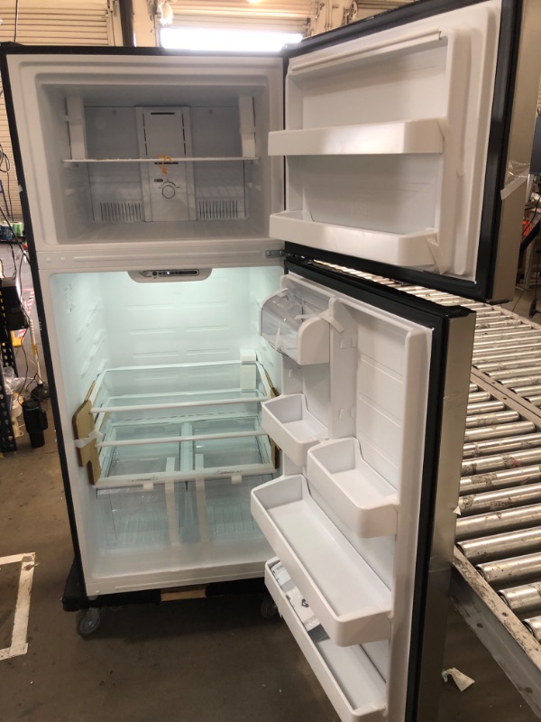 Photo 6 of **SEE NOTES*Vissani
18 cu. ft. Top Freezer Refrigerator in Stainless Steel Look