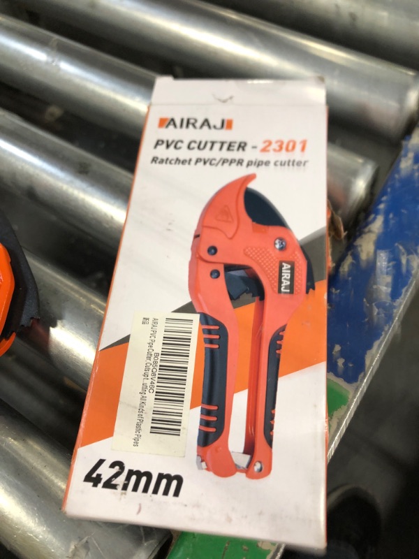 Photo 1 of Airaj Pvc  Cutter, Cuts up to 1-3/4", Ratcheting PVC Pipe Cutter,PEX Pipe Cutter, PVC Cutters Tool, Suitable for Cutting All Kinds of Plastic Pipes 1-3/4 Inch(42mm MAX)