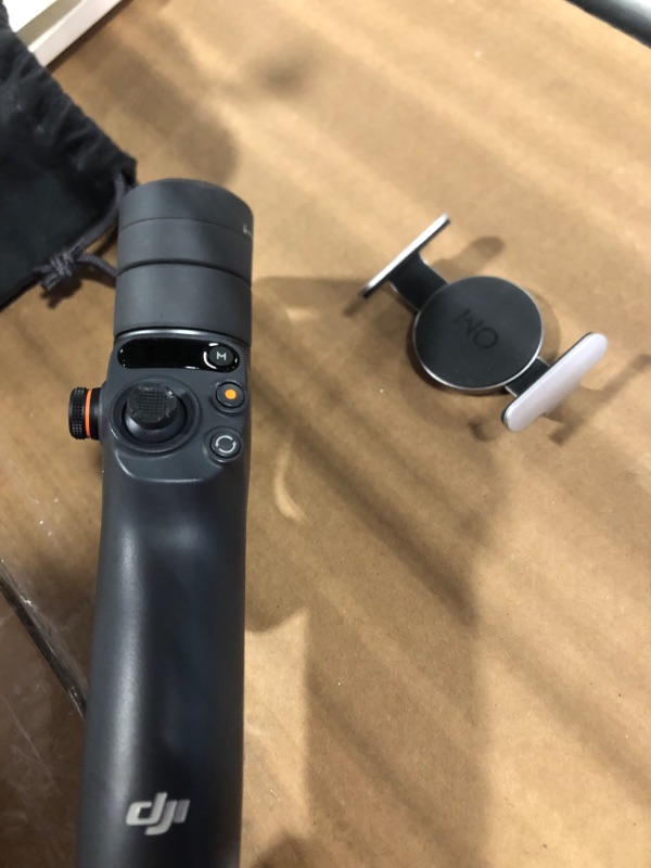 Photo 3 of DJI Osmo Mobile 6 Smartphone Gimbal