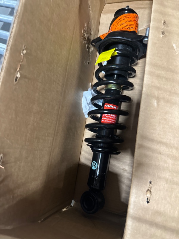 Photo 3 of Monroe Quick-Strut 172991R Suspension Strut and Coil Spring Assembly for Toyota Corolla