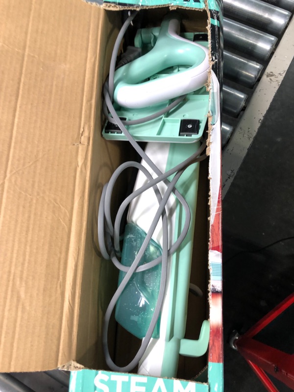 Photo 2 of **SOLD AS PARTS** 
Shark S1000 Steam Mop with 2 Dirt Grip Pads, Lightweight, Safe for all Sealed Hard Floors like Tile, Hardwood, Stone, Laminate, Vinyl & More, Machine Washable Pads, Removable Water Tank, White/Seafoam New