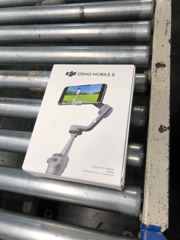 Photo 3 of DJI Osmo Mobile 6 Smartphone Gimbal