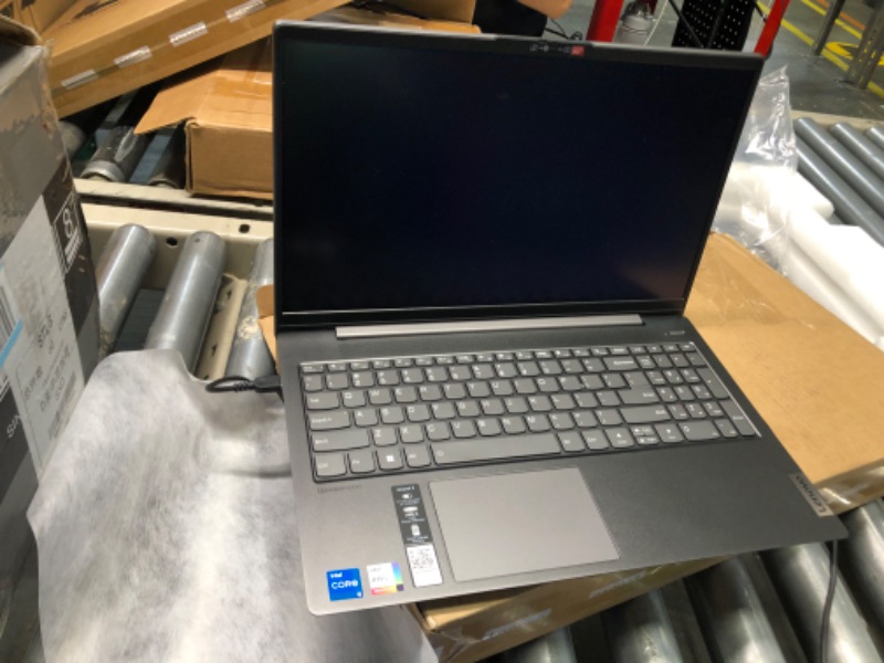 Photo 3 of ***FOR  PARTS*** Lenovo IdeaPad 5i 15.6" Touchscreen Notebook | Intel Core i5-1135G7 Processor | 8GB RAM| 1024GB SSD | Intel Iris Xe Graphics | Backlit Keyboard | FingerPrint Reader | Windows 11|Bundle with Stylus Pen