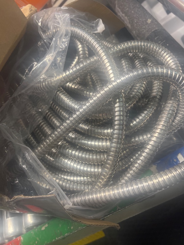 Photo 3 of **** SELLING AS PARTS*****
 Metal Garden Hose 100ft, Flexible Metal Hose With 10 Function Nozzle, 3/4" Universal Fittings, 2024 Version Durable and Leak Proof 100ft Water Hose, No Kinks Garden Hose for Yard Outdoor RV. 100FT Silver