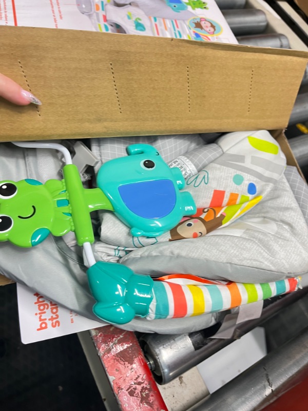 Photo 1 of Bright Starts Playful Paradise Comfy Baby Bouncer Seat with Soothing Vibration and Toys, Unisex, 0-6 Months