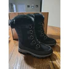 Photo 1 of  Dream Pairs Black Waterproof Winter Snow Boots Mid Calf Faux Fur
Dream Pairs size 9