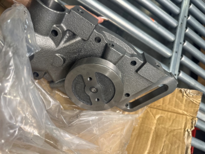 Photo 6 of 3022474 Water Pump (C&U Bearing) 3801708 For Cummins NT855 NTC300 NTC350 NTC400 Engine 3018423 3027174 3022479 3051408 3018428 6711621101 AR45184RX 3801788 3004923 18-401 251-321 252462 252-605