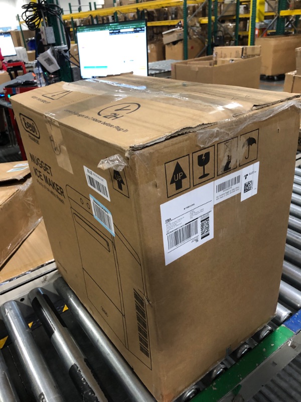 Photo 1 of ****NON FUNCTIONAL//SOLD AS PARTS**** 
Gevi Household V2.0 Countertop Nugget Ice Maker | Self Cleaning Pellet Ice Machine | Open and Pour Water Refill | Store Ice Up to 24 Hours | Stainless Steel Housing | Fits Under Wall Cabinet | White Handle - White Co