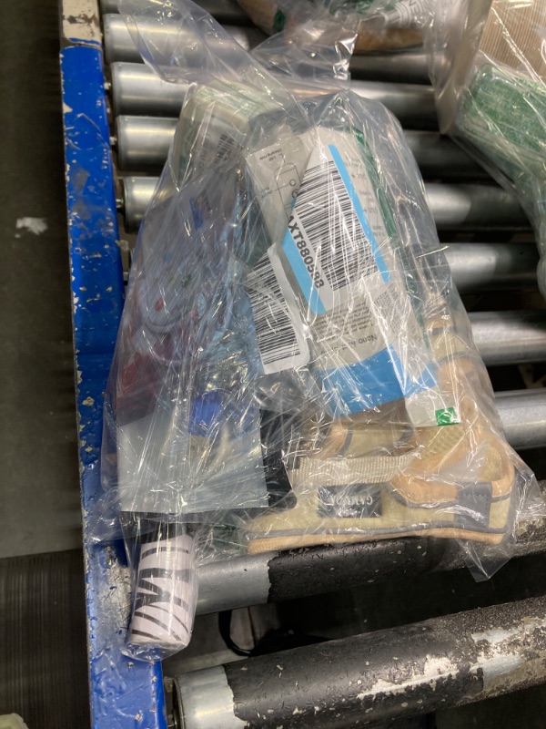 Photo 1 of ***AS IS / NO RETURNS -  FINAL SALE***
***BUNDLED BAG OF  ***
