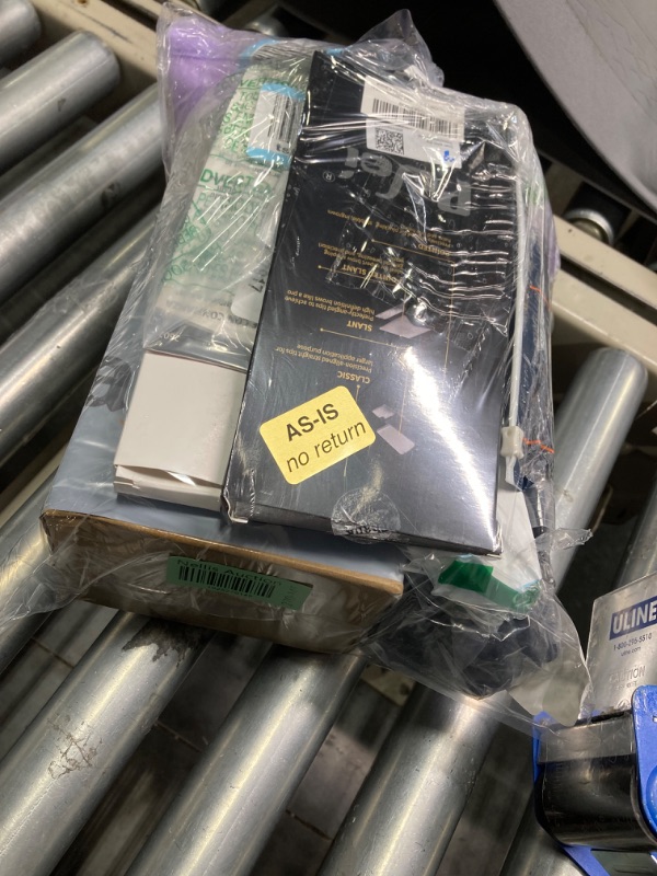 Photo 1 of ***AS IS / NO RETURNS -  FINAL SALE***
***BUNDLED BAG OF  ***
