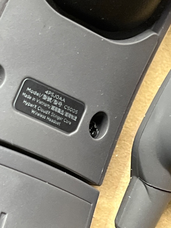 Photo 1 of HyperX CloudX Stinger Core – Wireless Gaming Headset, for Xbox Series X|S and Xbox One, Memory foam & Premium Leatherette Ear Cushions, Noise-Cancelling Wireless CloudX Stinger Core Headset