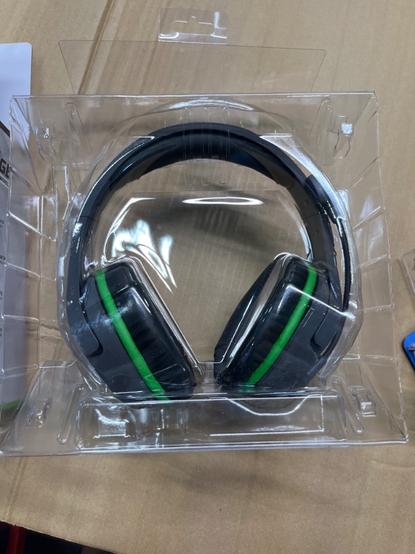 Photo 1 of HyperX CloudX Stinger Core – Wireless Gaming Headset, for Xbox Series X|S and Xbox One, Memory foam & Premium Leatherette Ear Cushions, Noise-Cancelling Wireless CloudX Stinger Core Headset