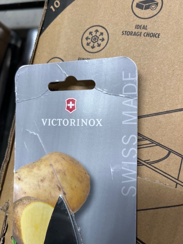 Photo 1 of 
VICTORINOX knife
+ +SWISS MADE