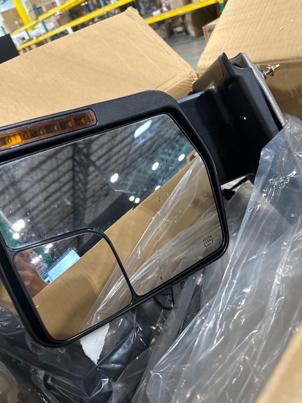 Photo 6 of **PLEASE READ NOTES BEFORE PURCHASE**
ECCPP Towing Mirrors Replacement fit for 2004-2014 for Ford for F150 Truck Rear View Mirrors with Manual Folding Turn Signal Lights Power Heated Back Reflector
