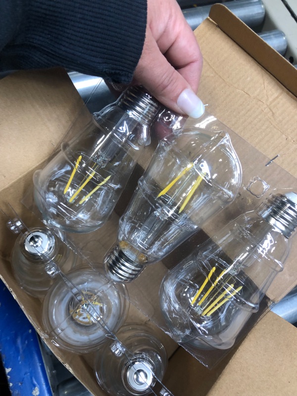 Photo 3 of 
Vintage Edison LED Bulb,Antique 40W Vintage Edison Bulb,E26 Light Bulb Led Bulb 400 Lumens Daylight 4000K,Pack of 6(Non Dimmable)