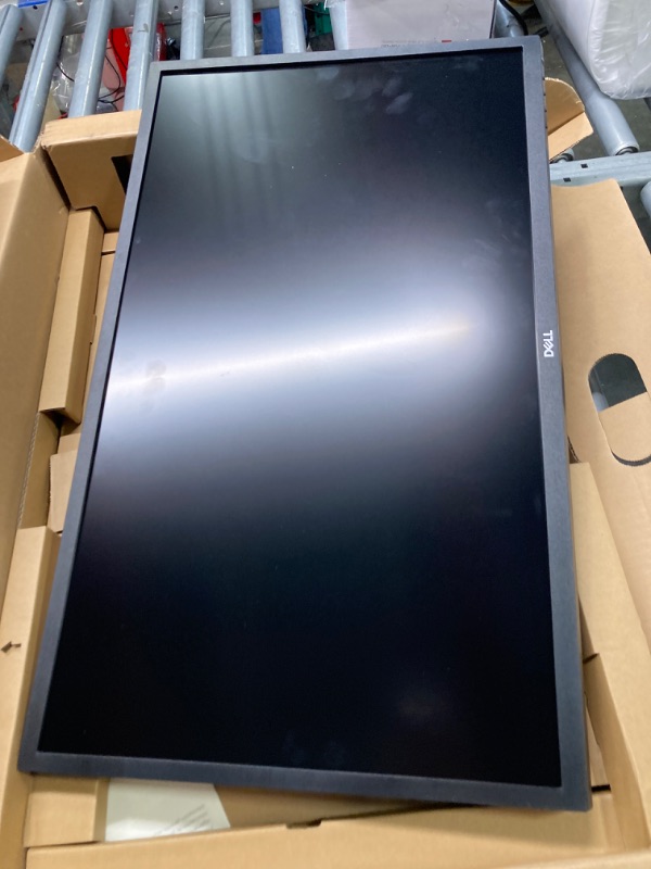 Photo 1 of Dell 27 inch Monitor FHD (1920 x 1080) 16:9 Ratio with Comfortview (TUV-Certified), 75Hz Refresh Rate, 16.7 Million Colors, Anti-Glare Screen with 3H Hardness, Black - SE2722HX 27 Inches SE2722HX