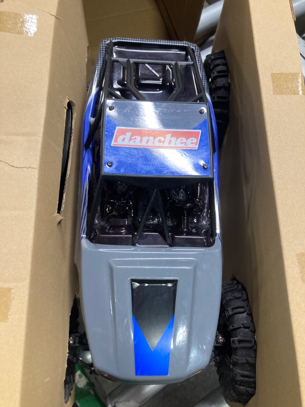 Photo 5 of DANCHEE RidgeRock - 4WD Electric Rock Crawler - 1/10 Scale - RTR , Blue