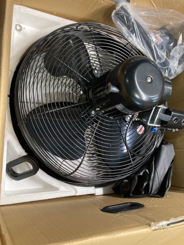 Photo 4 of ***FOR PARTS ONLY*** 

HydroMist F10-14-011 Shrouded Outdoor Wall Mount Oscillating Fan, 3 Speed on Cord, 0.15 hp, 1.05 Amps, Degrees_Fahrenheit, to Volts, Amps, 3 Speed on Cord, 18", black (