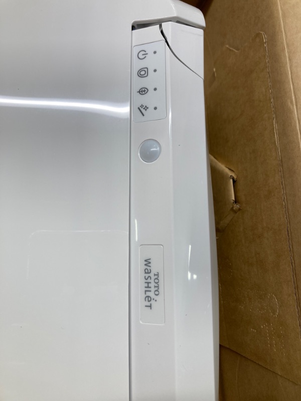 Photo 1 of *** NOT FUNCTIONAL**** SELLING AS PARTS*****
Toto SW3036R-01 K300 Washlet Elongated Standard Connect Electronic Bidet Toilet Seat44 Cotton White