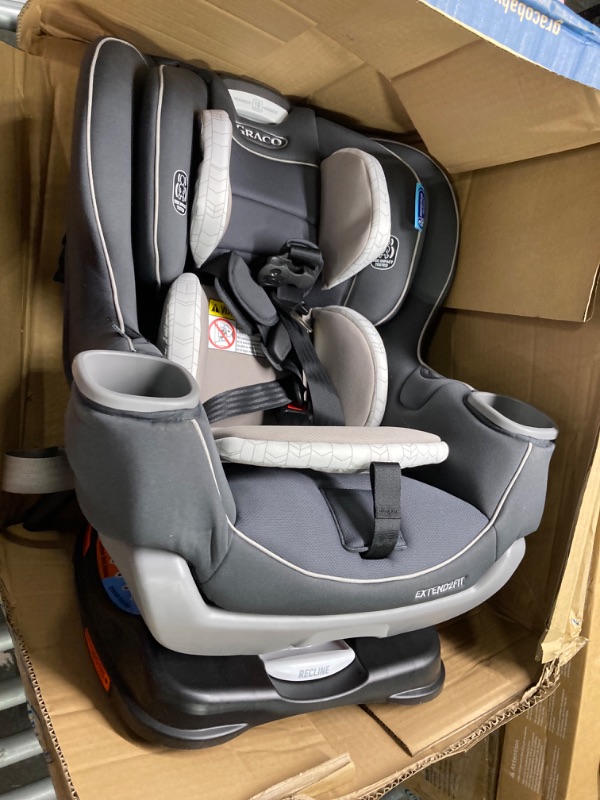 Photo 1 of Graco Extend2Fit Convertible Car Seat | Ride Rear Facing Longer with Extend2Fit, Redmond 2-in-1 Redmond