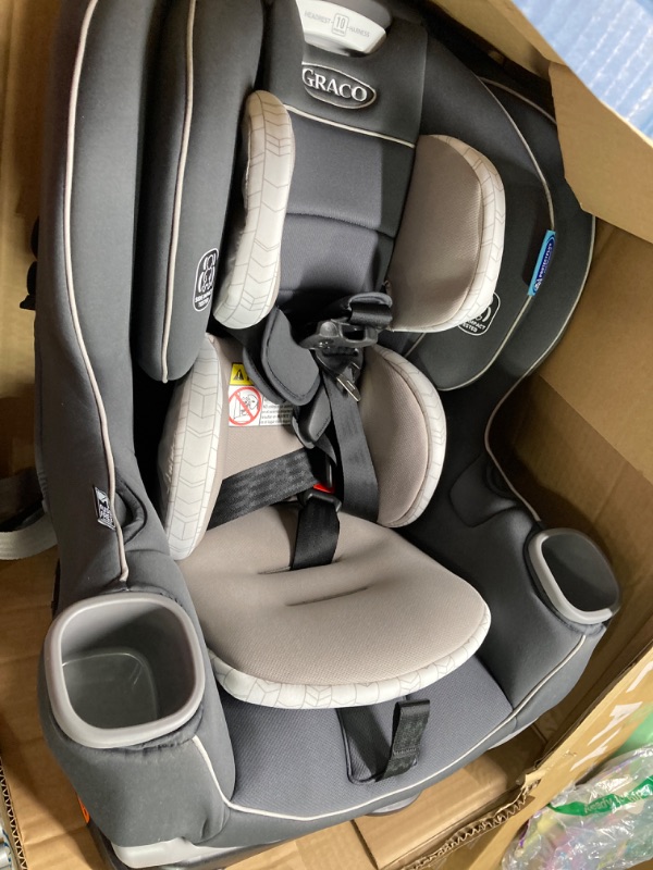 Photo 1 of Graco Extend2Fit Convertible Car Seat | Ride Rear Facing Longer with Extend2Fit, Redmond 2-in-1 Redmond