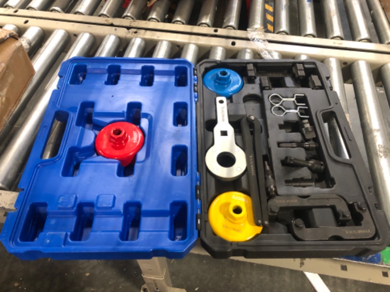 Photo 1 of Engine Camshaft Alignment Locking Timing Tool Set Compatible with Audi VW 2.0, 2.4, 2.8, 3.0T, 3.2, 4.2, 5.2 Engine A4 A6 A6L A8 Q5 Q7 R8 Porsche 3.0T Engine,303212, T40070, T40071,T40079