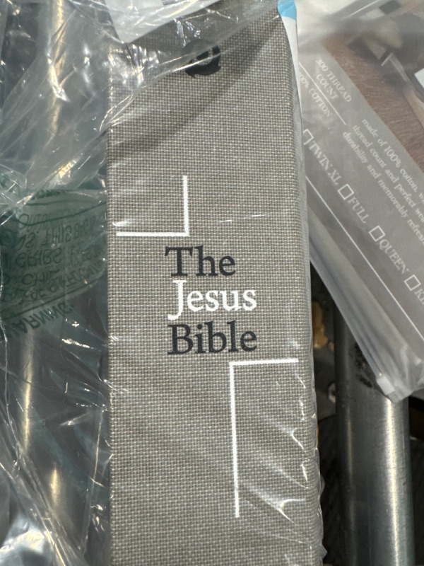 Photo 2 of The Jesus Bible, ESV Edition, Leathersoft,