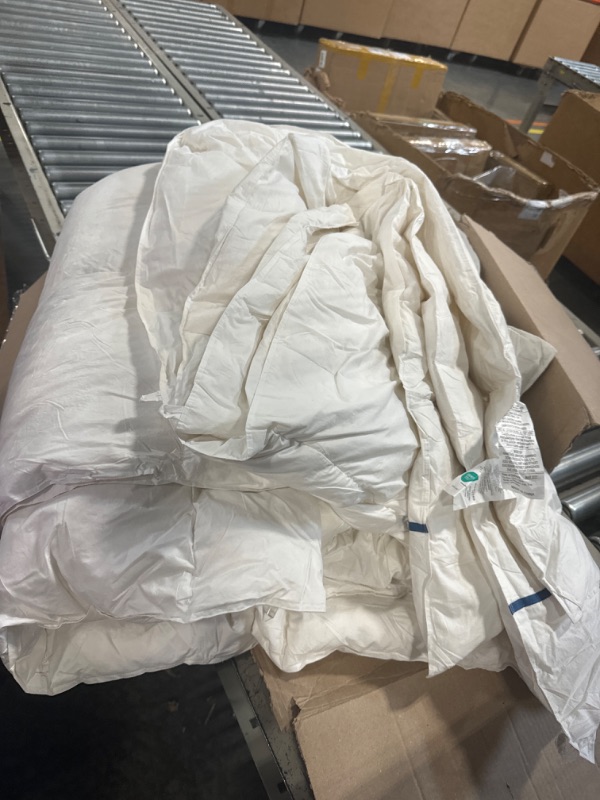 Photo 1 of 120inx120in white mattress comforter 