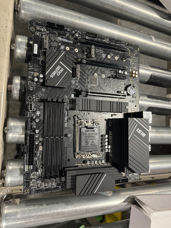 Photo 5 of MSI PRO Z790-P WiFi ProSeries Motherboard (Supports 12th/13th Gen Intel Processors, LGA 1700, DDR5, PCIe 5.0, M.2, 2.5Gbps LAN, USB 3.2 Gen2, Wi-Fi 6E, ATX)
