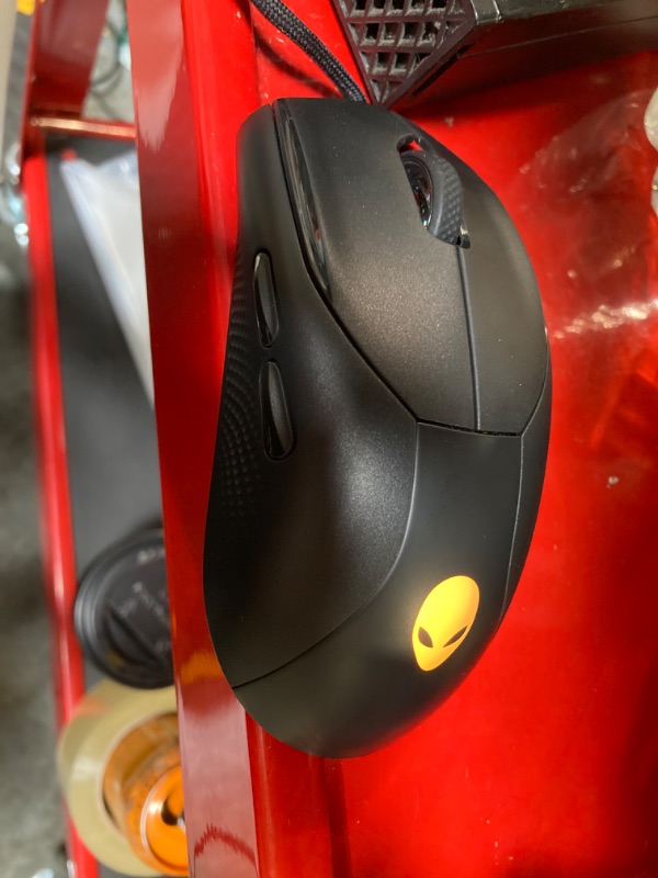 Photo 3 of Alienware Wired Gaming Mouse AW320M