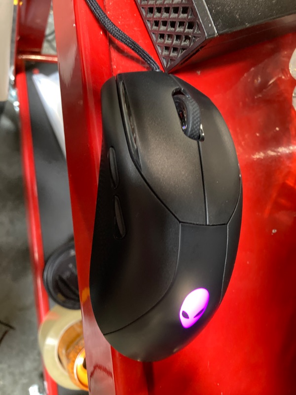 Photo 2 of Alienware Wired Gaming Mouse AW320M