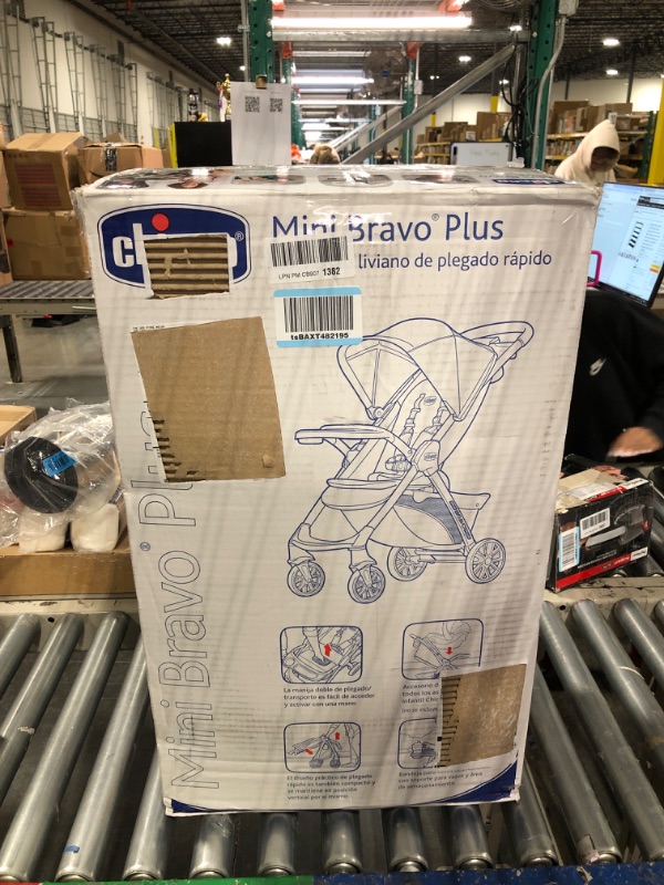 Photo 3 of Chicco Mini Bravo Plus Lightweight Stroller, Graphite